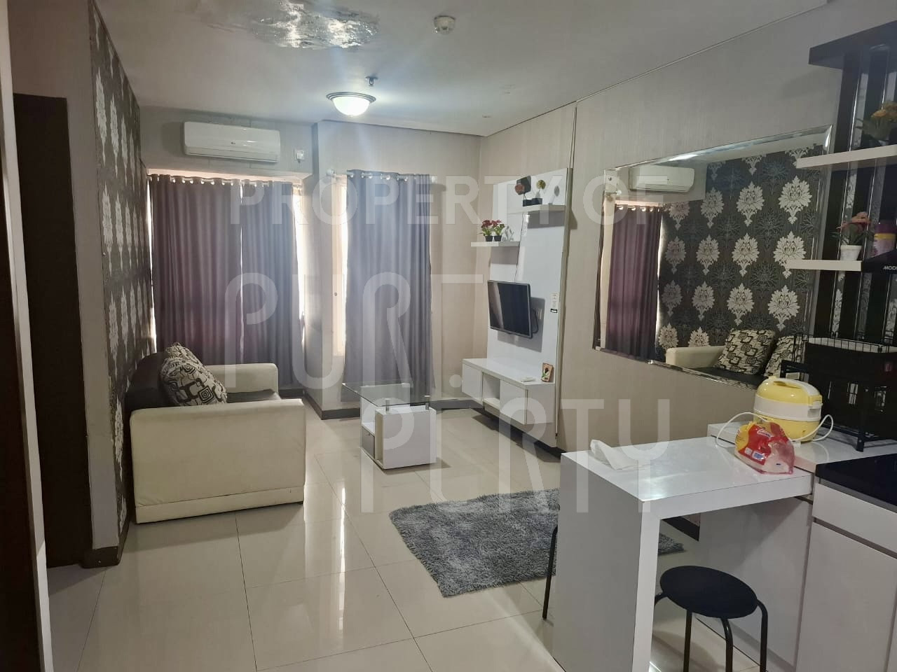 Nifarro Park Apartment 2BR Full Furnsihed